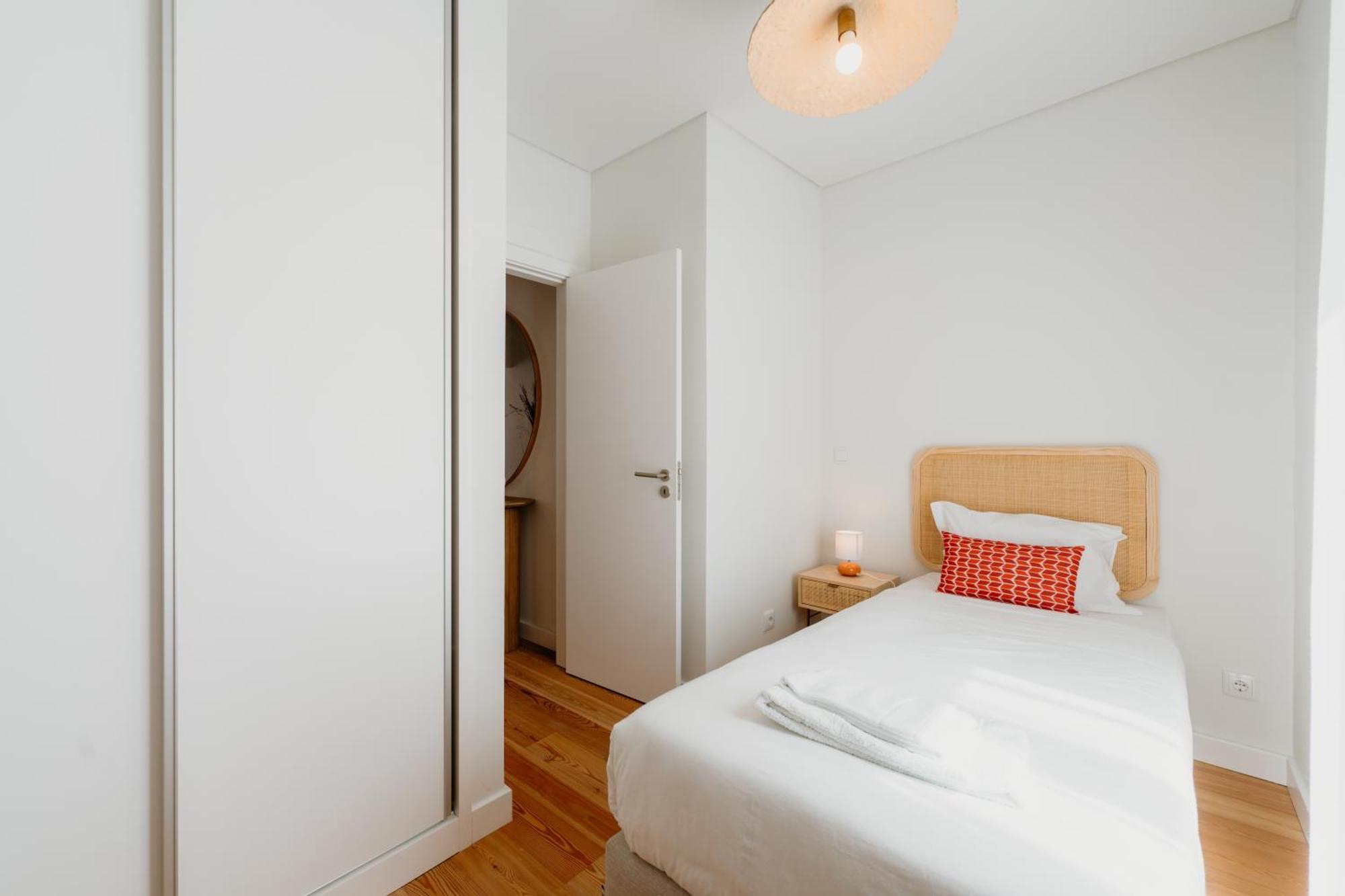 Lejlighed Orange House - Elegant Two-bedroom 1e *